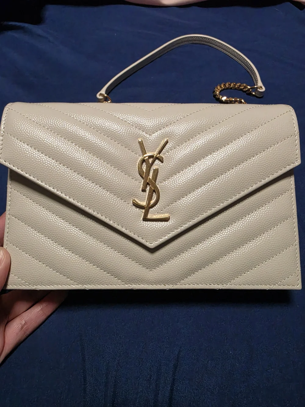 YSL CASSANDRE ENVELOPE CHAIN WALLET IN GRAIN DE POUDRE LEATHER WHITE